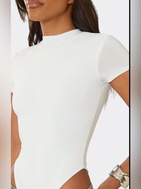 Skims Ivory bodysuit super sexy